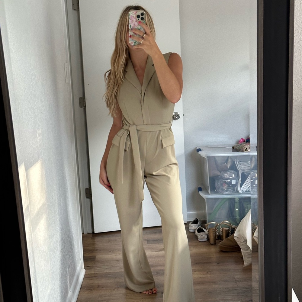 Calvin Klein Sleeveless Beige Jumpsuit with Tie Waist